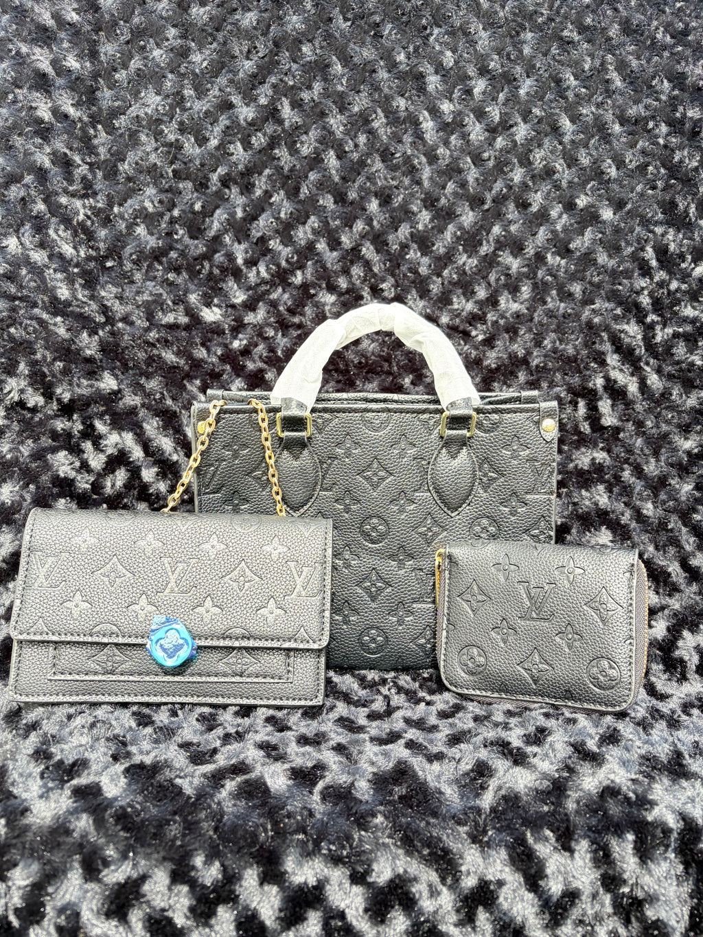 Black LV Set