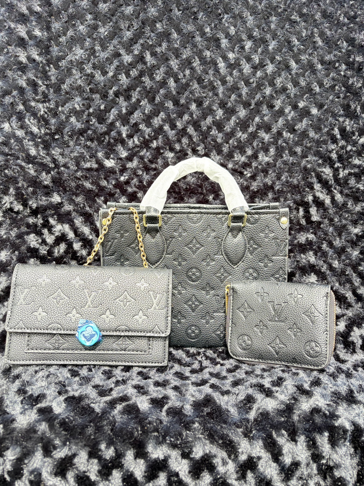 Black LV Set