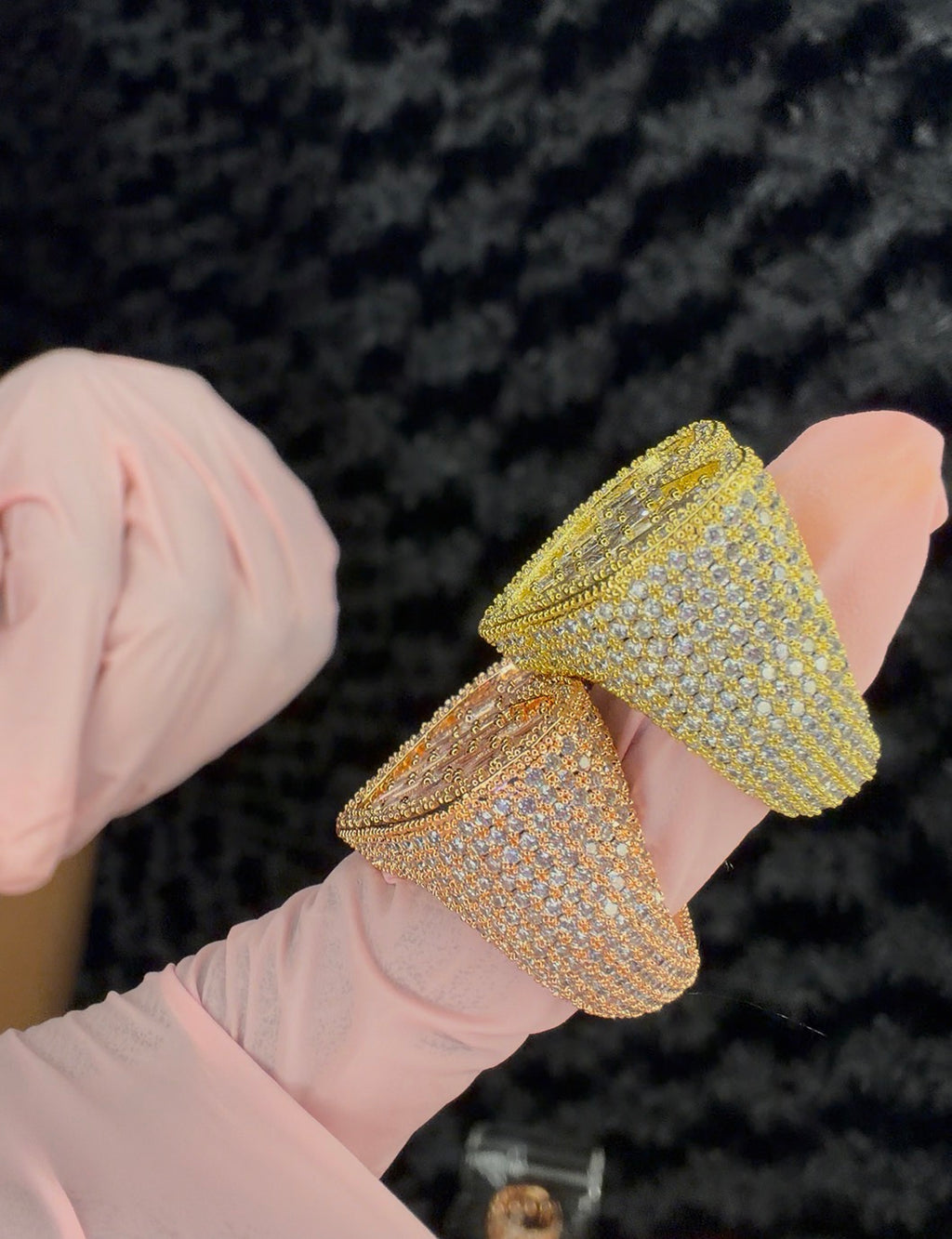 Anillos de corazón con brillantes