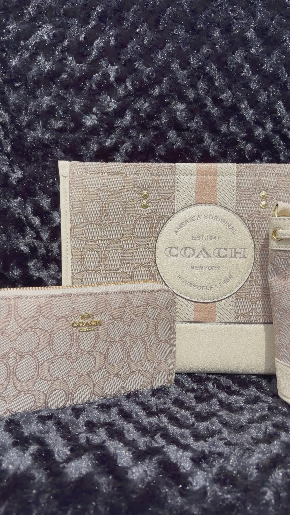 Crème&brown coach set